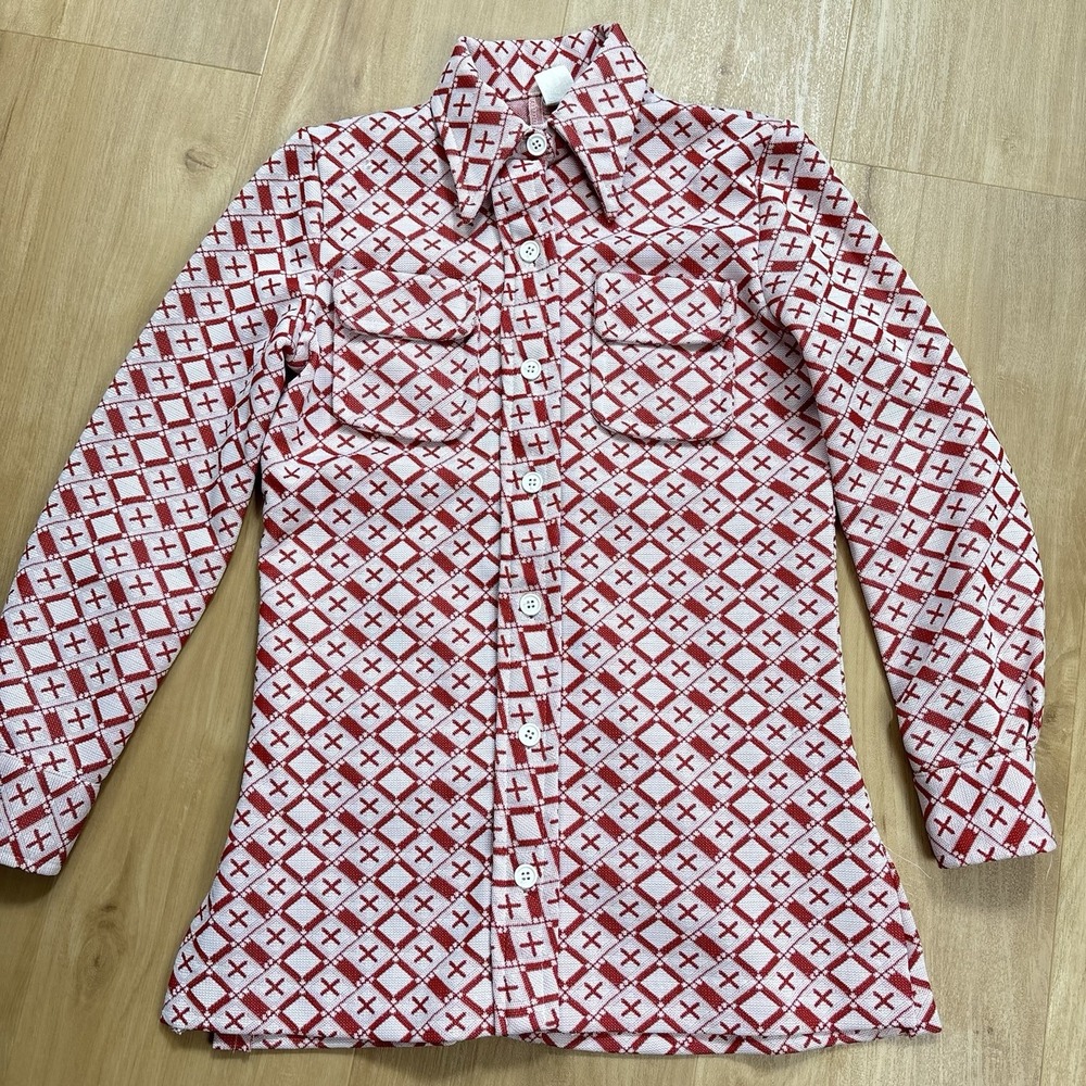VTG 70s Women's Button Up Shirt Small Red And White Geometric Retro Double Knit